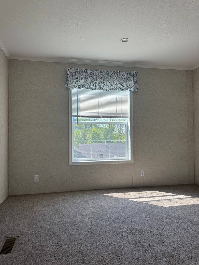 Apartment for rent at 465 Royal Manor Rd #5, Easton, PA 18042