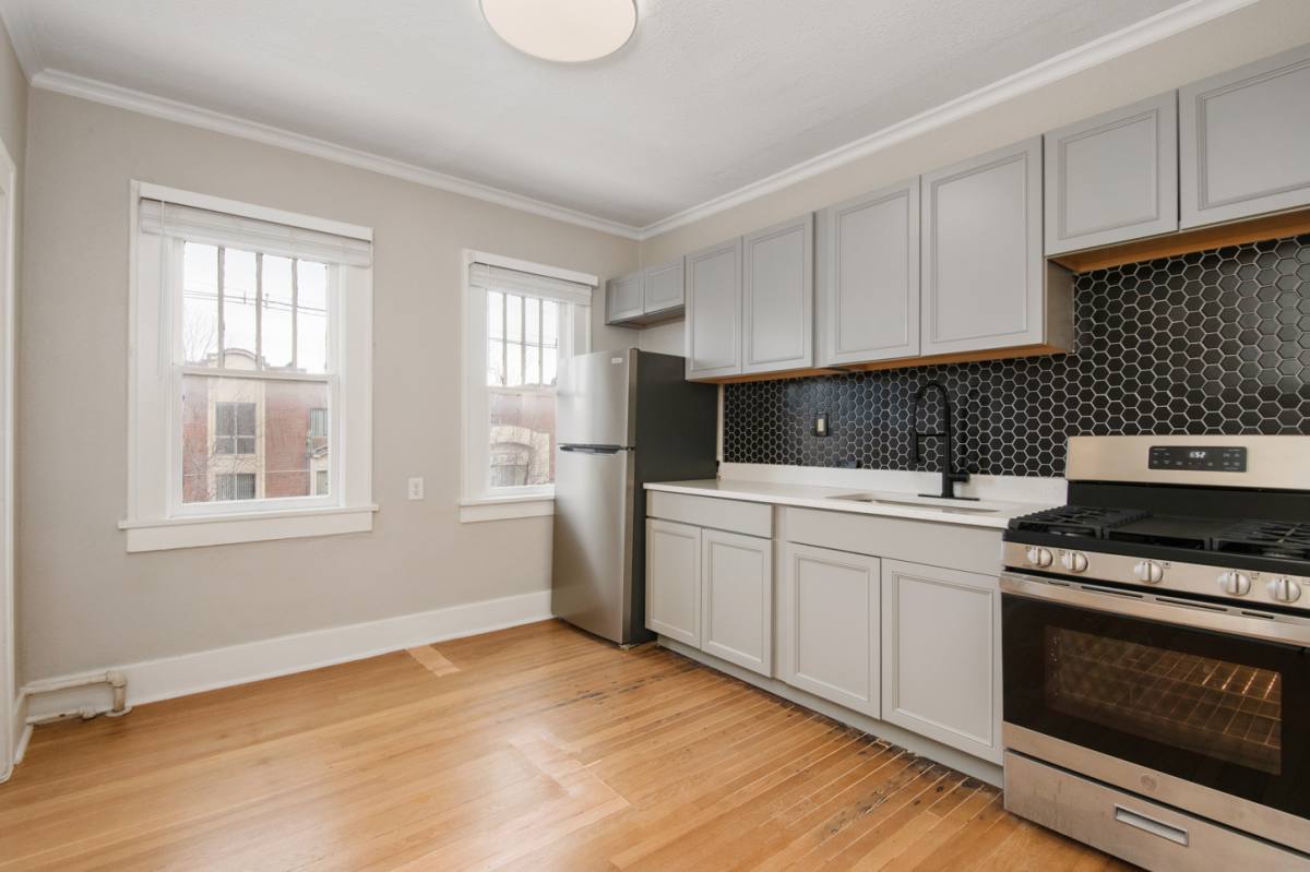 Apartment for rent at 975 N Washington St #12, Denver, CO 80203