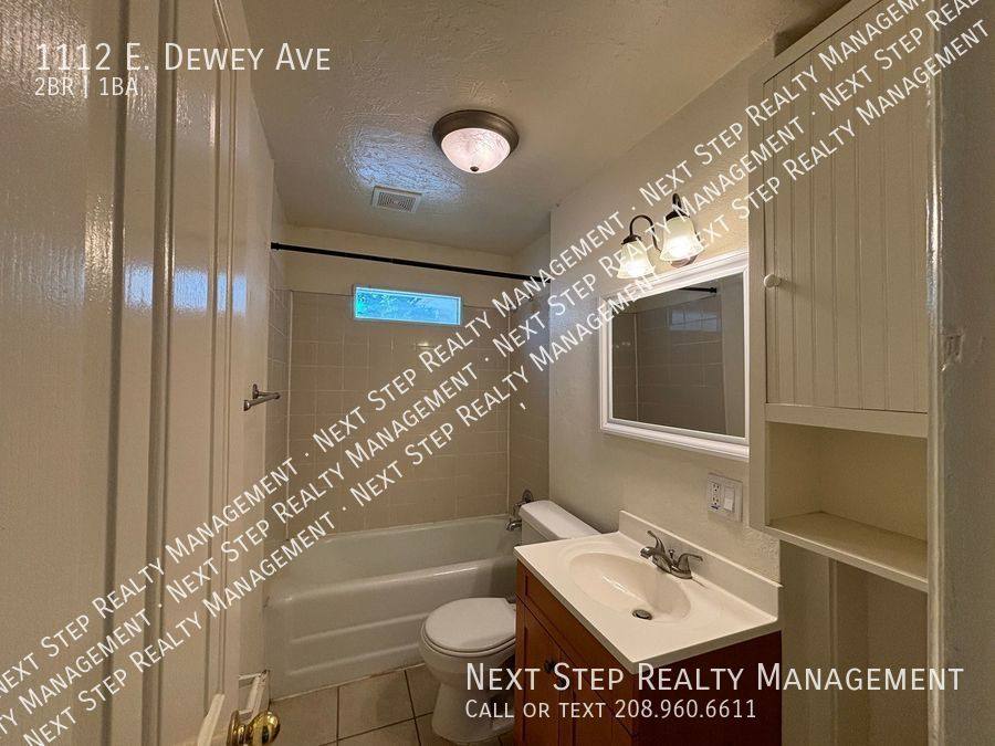 House for rent at 1112 E Dewey Ave, Nampa, ID 83686