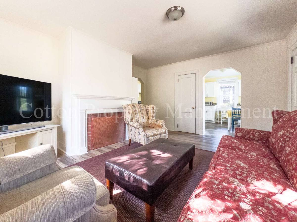 House for rent at 318 Central Blvd, Wilmington, NC 28401