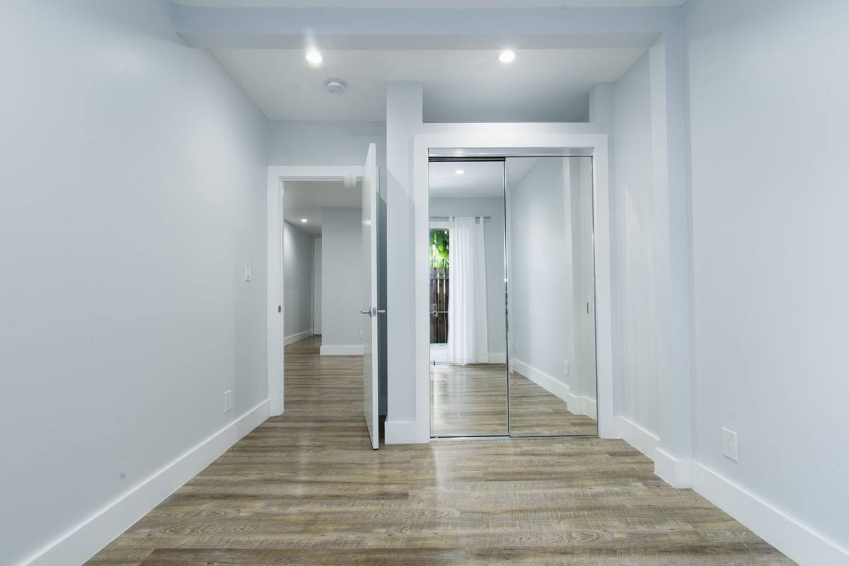 Apartment for rent at 1636 N Fuller Ave, Los Angeles, CA 90046