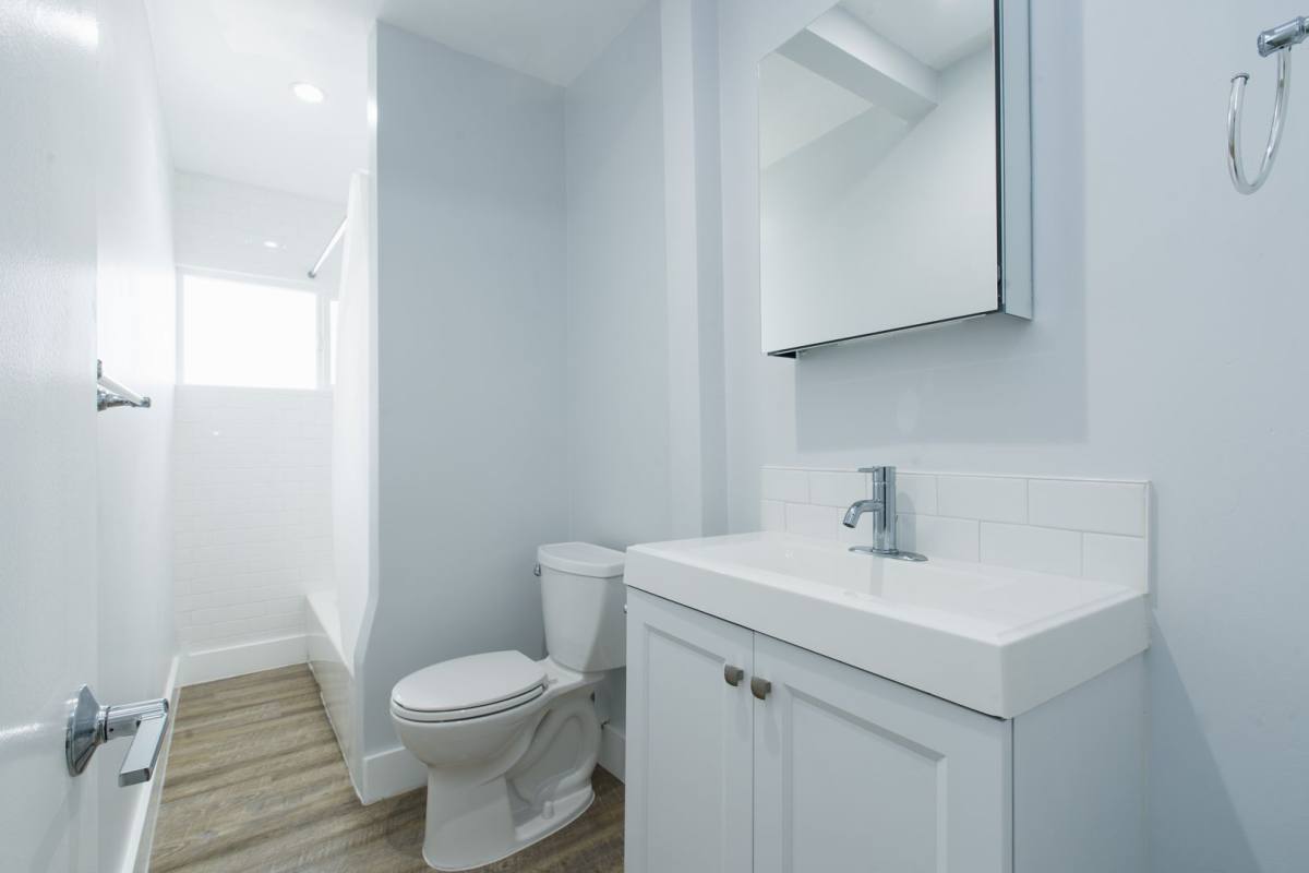 Apartment for rent at 1636 N Fuller Ave, Los Angeles, CA 90046