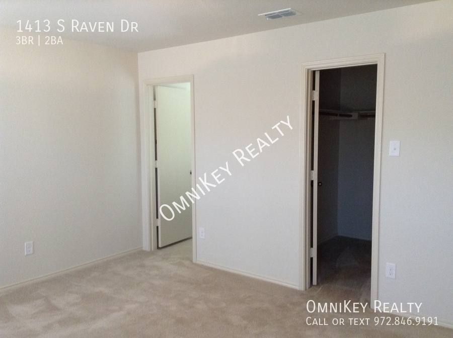 House for rent at 1413 S Raven Dr, Sherman, TX 75092