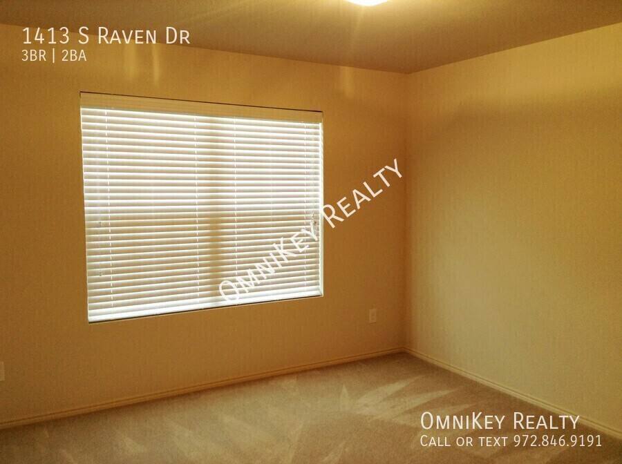 House for rent at 1413 S Raven Dr, Sherman, TX 75092