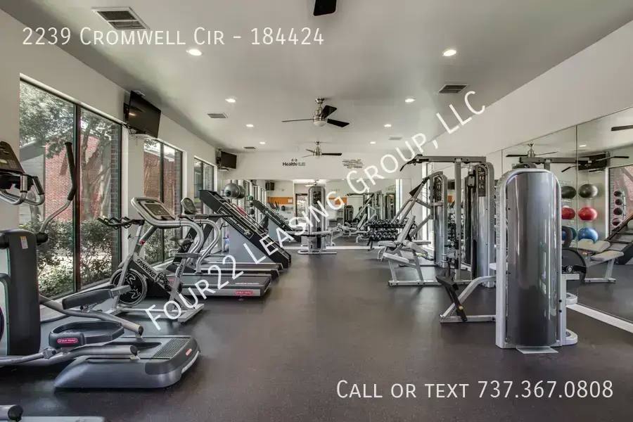 Apartment for rent at 2239 Cromwell Circle #184424, Austin, TX 78741
