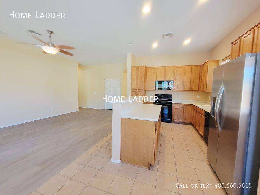 House for rent at 8348 W Andrea Dr, Peoria, AZ 85383