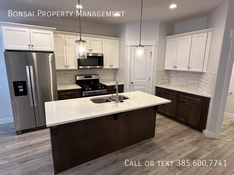 Townhouse for rent at 4343 W Hemsley Lane, South Jordan, UT 84095
