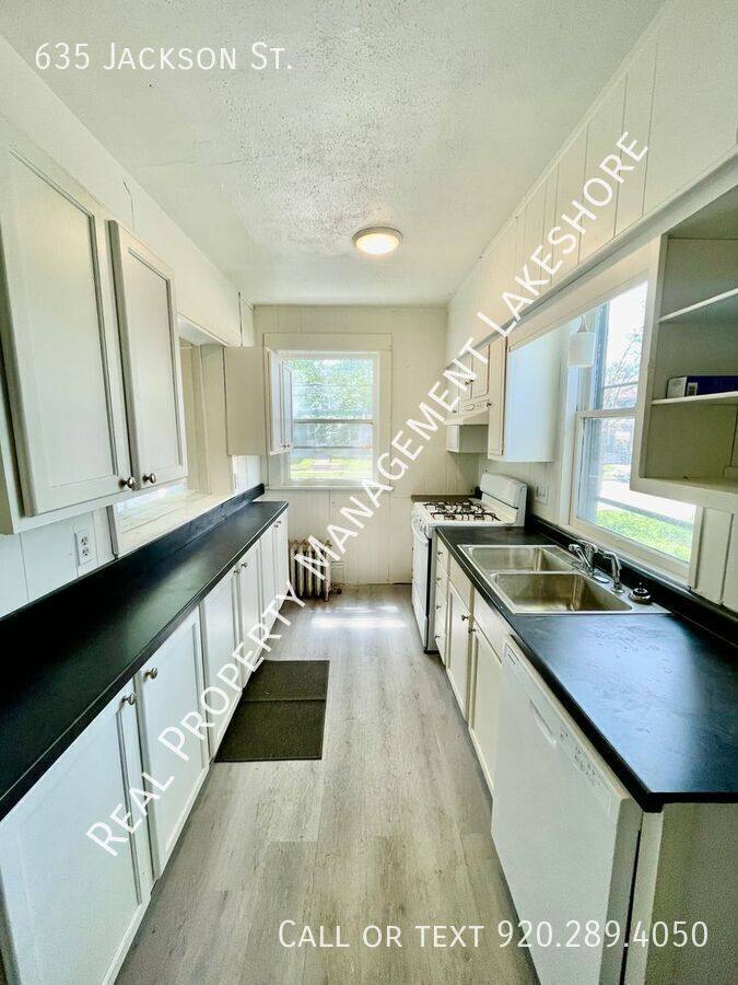 House for rent at 635 Jackson St, Oshkosh, WI 54901
