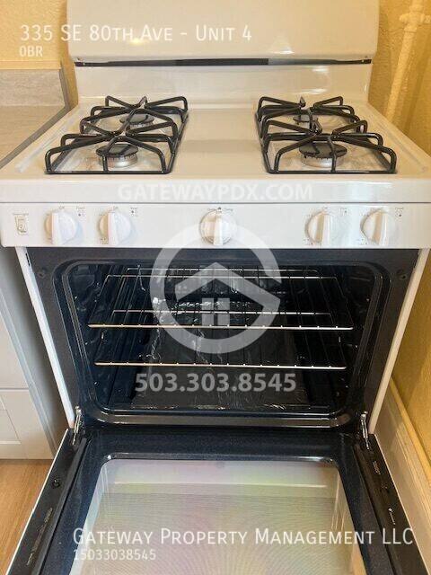 Apartment for rent at 335 SE 80th Ave #4, Portland, OR 97215
