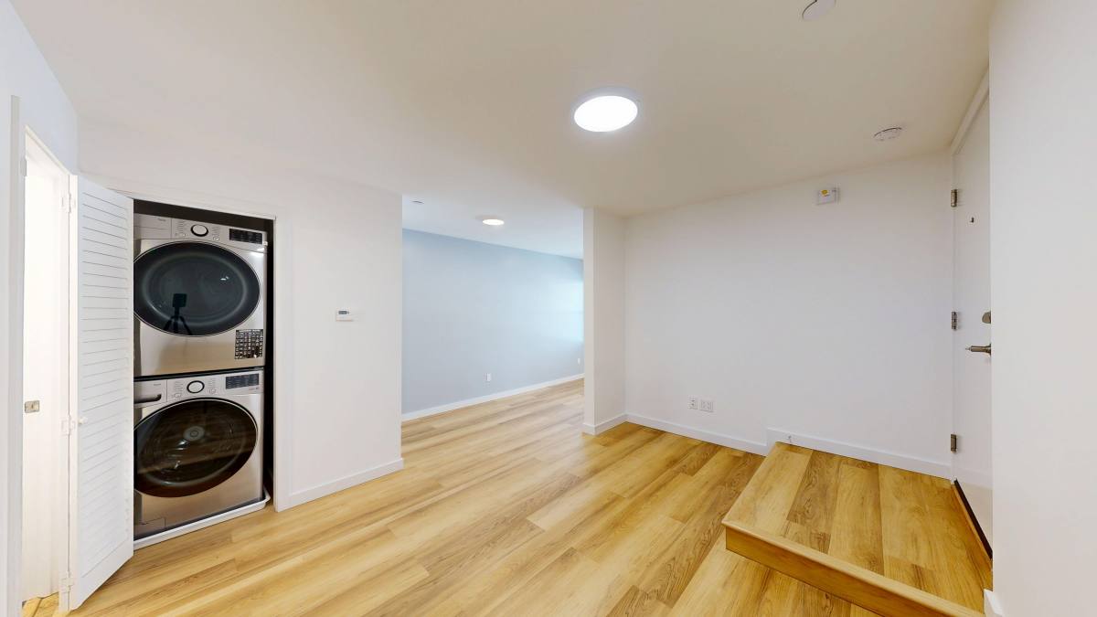 Apartment for rent at 2425 Buchanan St #113, San Francisco, CA 94115