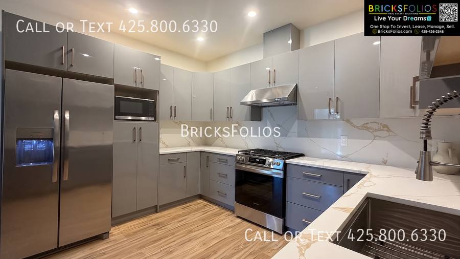 House for rent at 8327 NE Juanita Dr #ADU, Kirkland, WA 98034