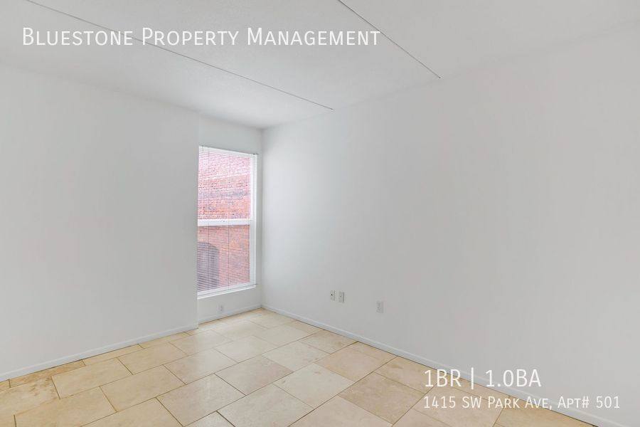 Apartment for rent at 1415 SW Park Ave, Portland, OR 97201