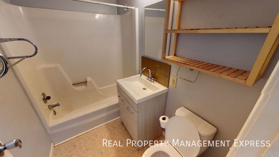 House for rent at 801 S Van Eps Ave, Sioux Falls, SD 57104