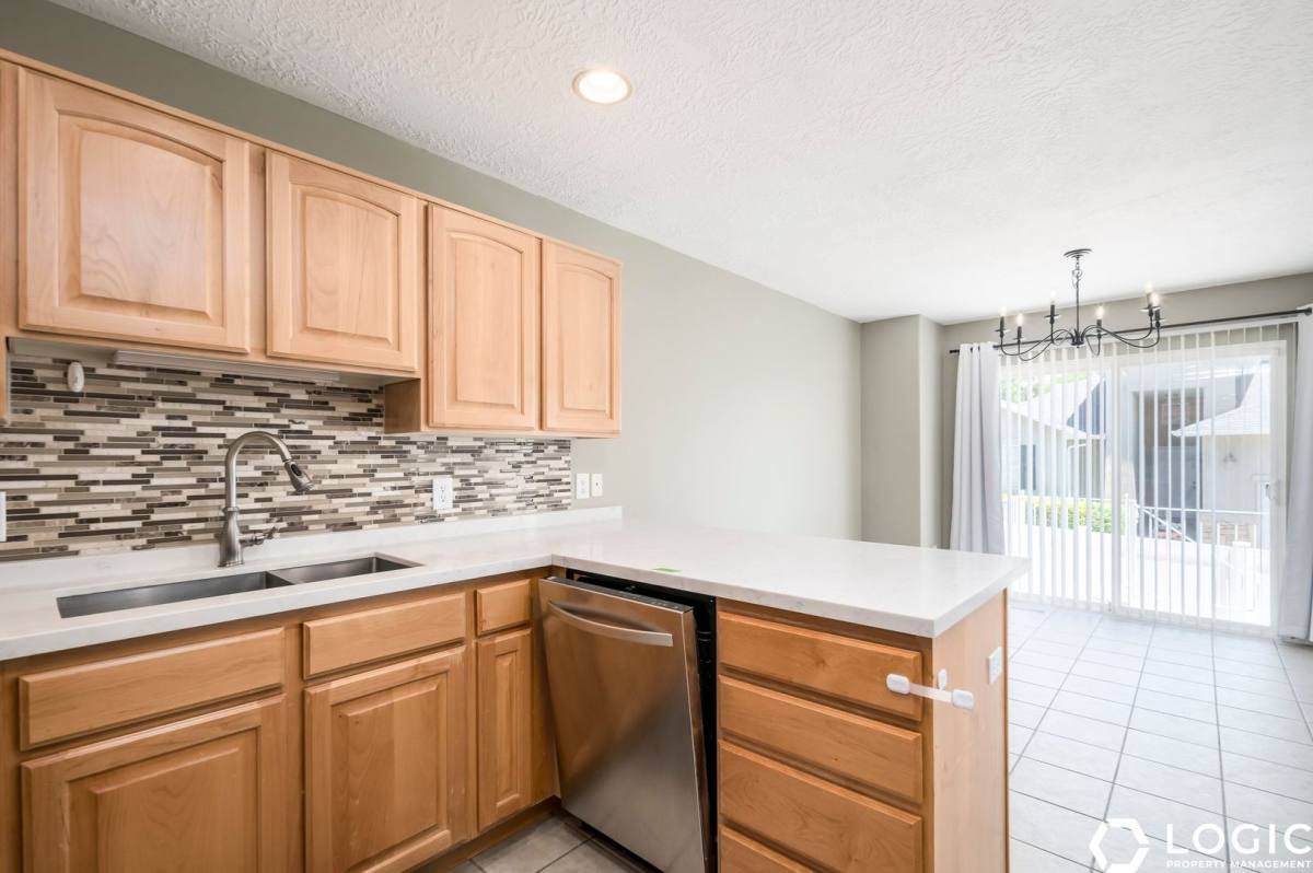Townhouse for rent at 1315 S 1410 E, Provo, UT 84606