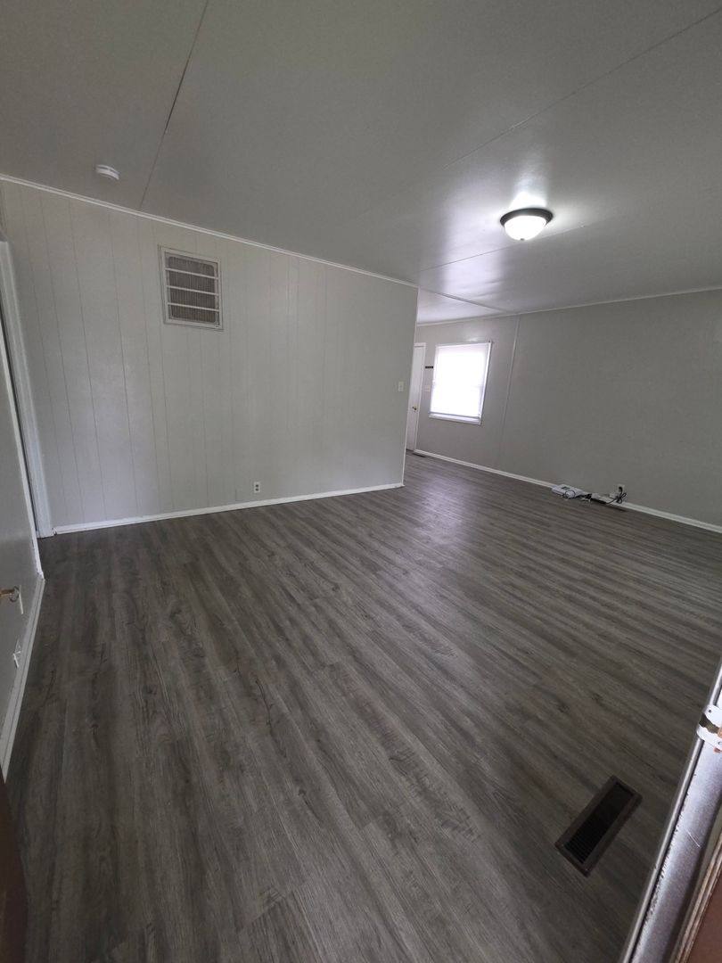 House for rent at 2006 W Madison, Norfolk, NE 68701