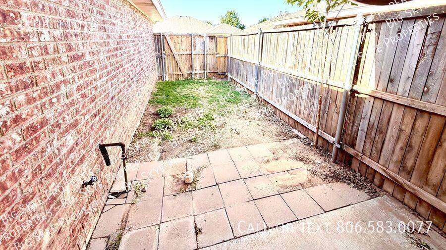 Apartment for rent at 3106 110th #B, Lubbock, TX 79423