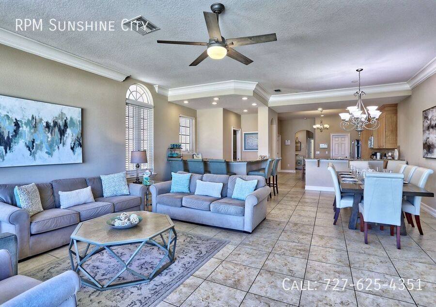 Townhouse for rent at 17810 Lee Ave, Saint Petersburg, FL 33708