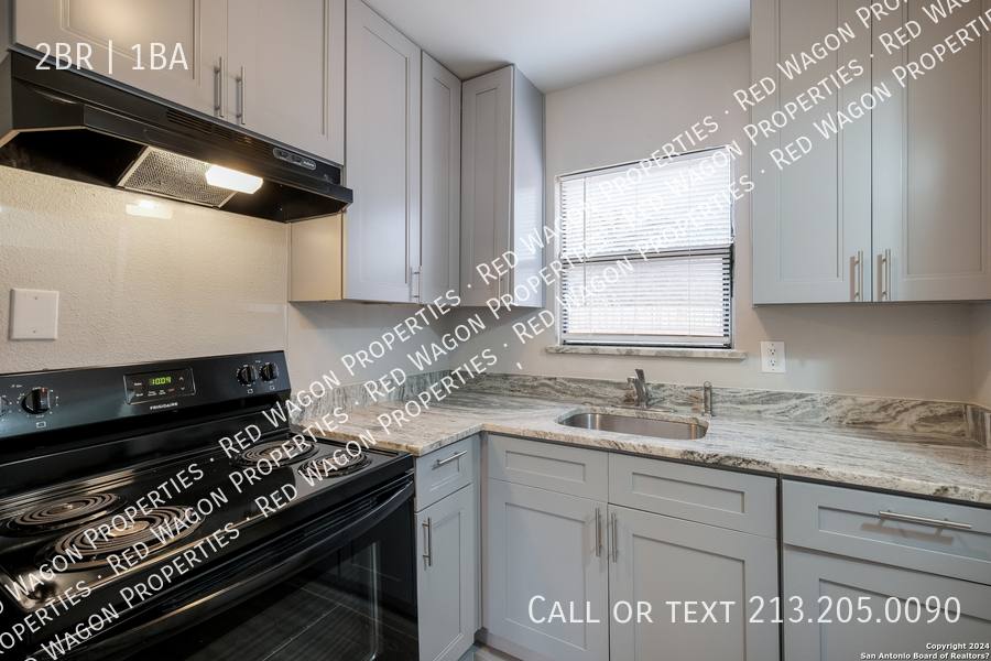 House for rent at 325 S Hackberry, San Antonio, TX 78203