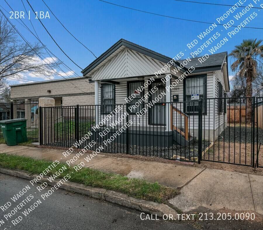 House for rent at 325 S Hackberry, San Antonio, TX 78203