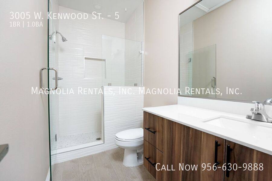 Apartment for rent at 3005 W Kenwood St #5, Edinburg, TX 78541