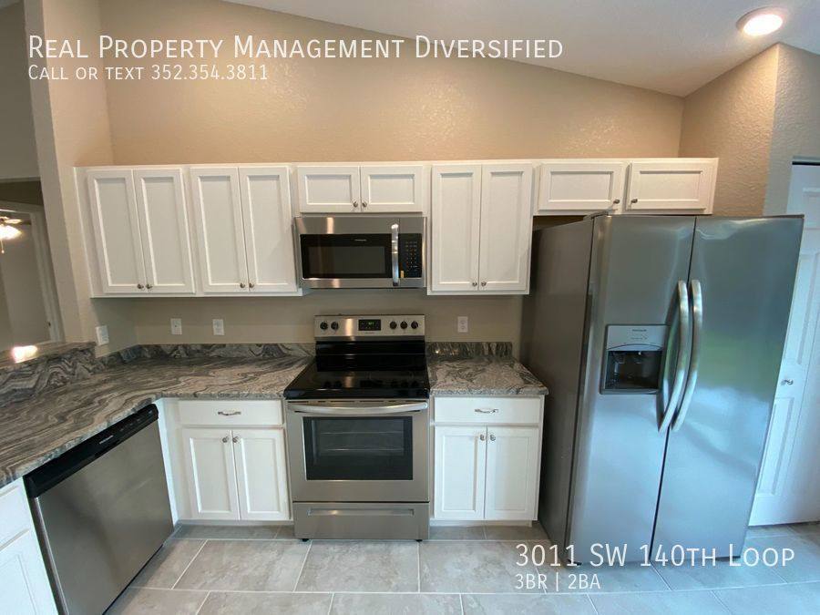 House for rent at 3011 SW 140th Loop, Ocala, FL 34473