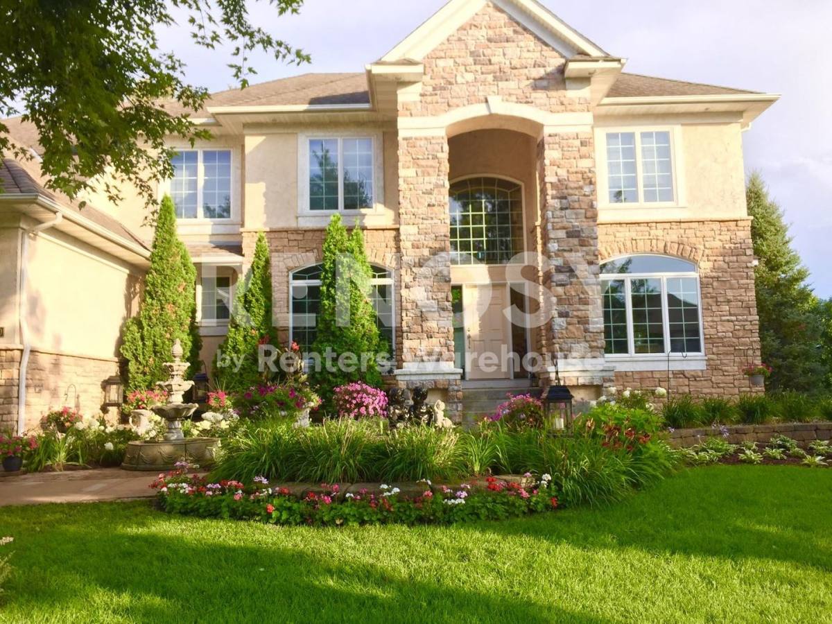 House for rent at 2470 Arnold Palmer Dr, Minneapolis, MN 55449