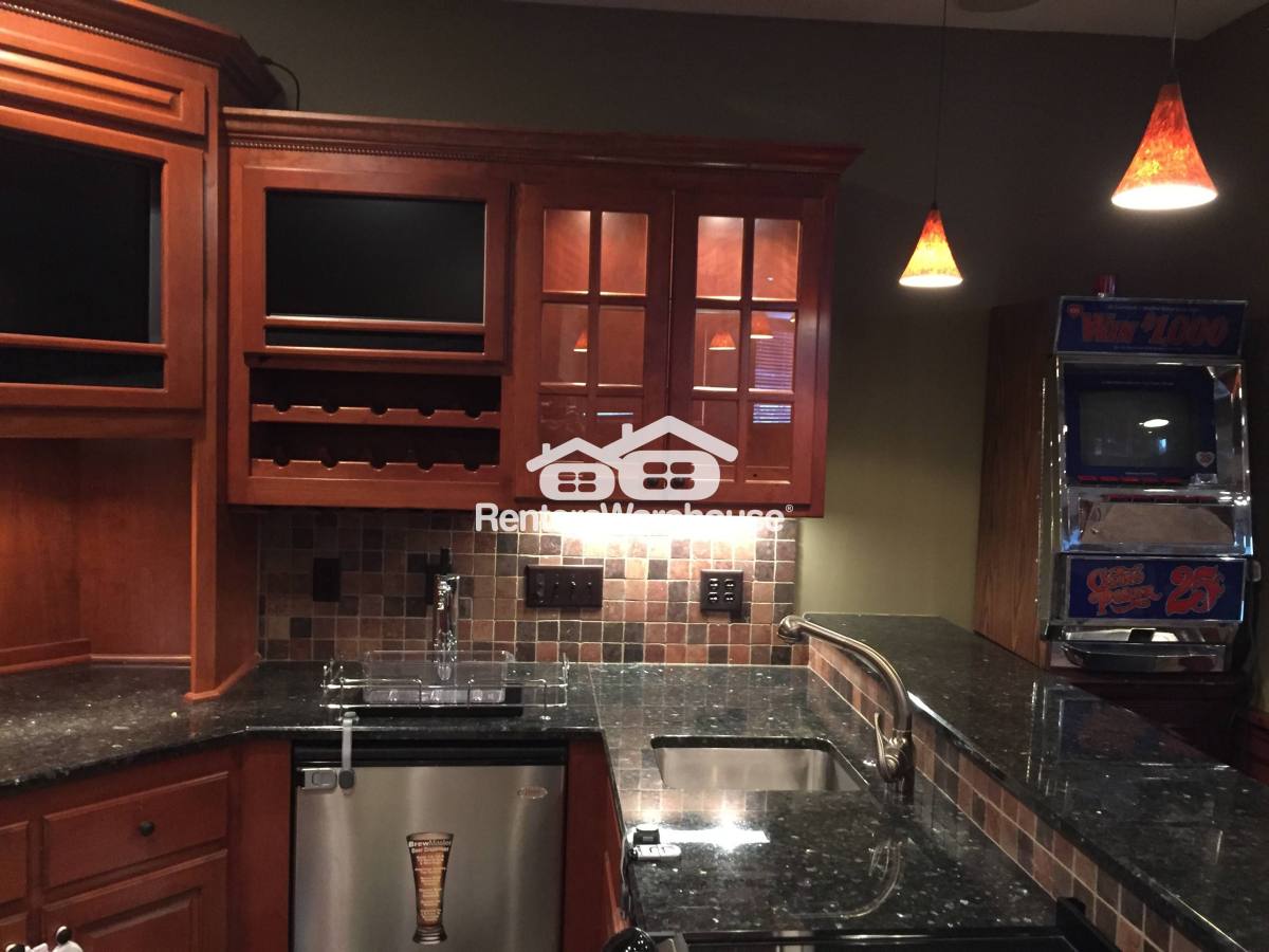 House for rent at 2470 Arnold Palmer Dr, Minneapolis, MN 55449