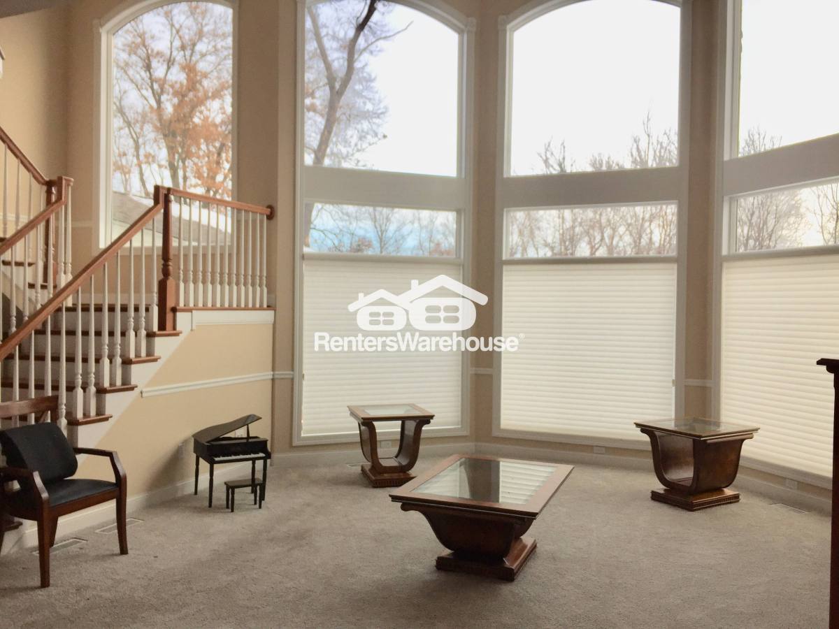 House for rent at 2470 Arnold Palmer Dr, Minneapolis, MN 55449