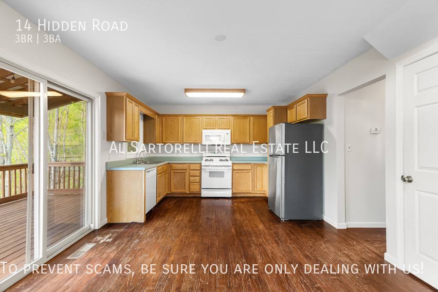 House for rent at 14 Hidden Rd, Clyde, NC 28721