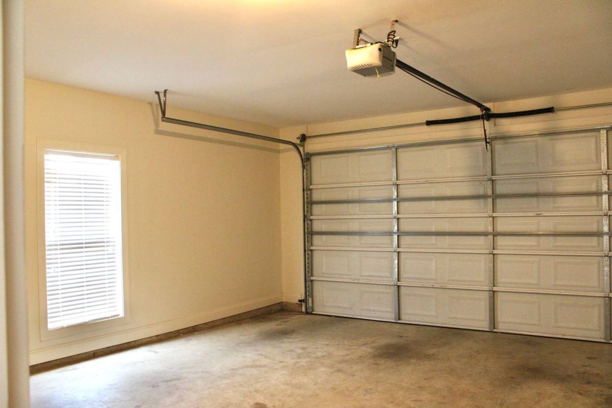 House for rent at 202 Park W Loop, Oxford, MS 38655