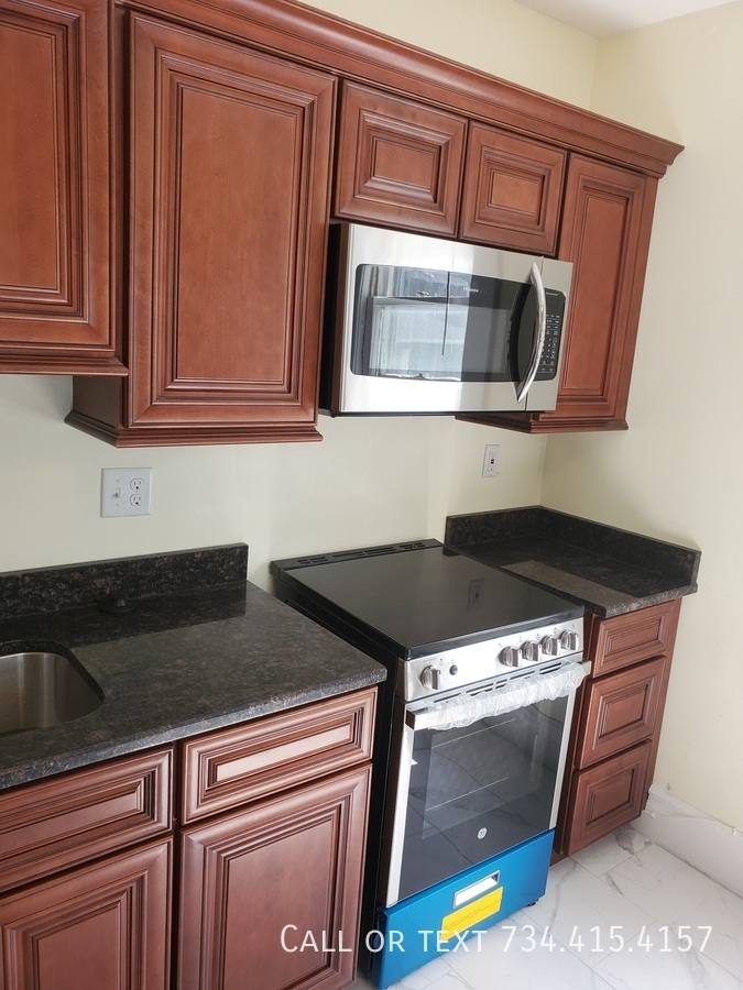 Apartment for rent at 426 S Fourth Ave #4, Ann Arbor, MI 48104