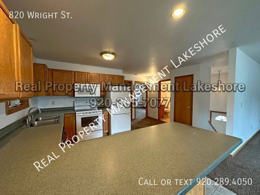 House for rent at 820 Wright St, Oshkosh, WI 54901