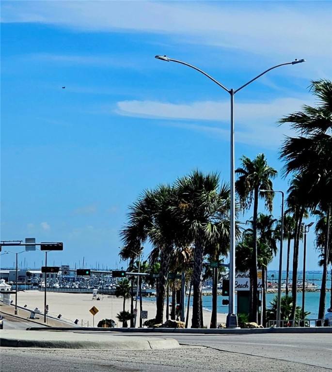 Apartment for rent at 1117 Ocean Dr #1117D, Corpus Christi, TX 78404