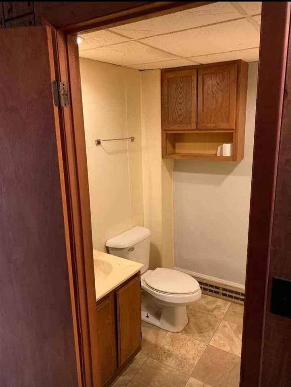 Apartment for rent at 620 1 2 W Cottonwood St #620-5, Freeport, IL 61032