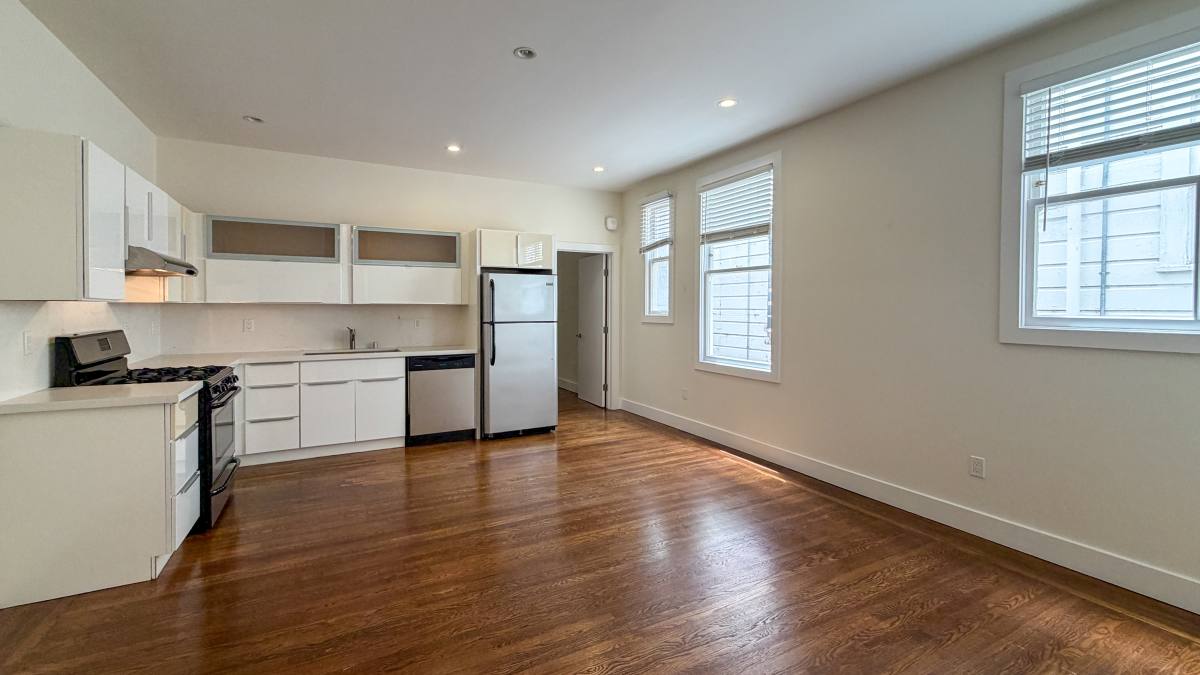 Apartment for rent at 3665A 20th St, San Francisco, CA 94110