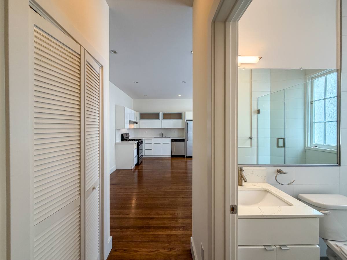 Apartment for rent at 3665A 20th St, San Francisco, CA 94110