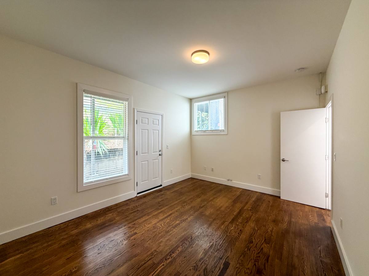 Apartment for rent at 3665A 20th St, San Francisco, CA 94110