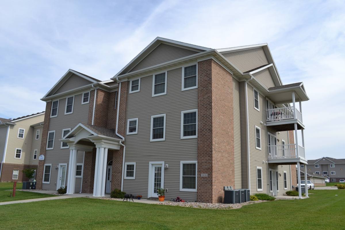 Apartment for rent at 1426 Mayfield, Ames, IA 50014