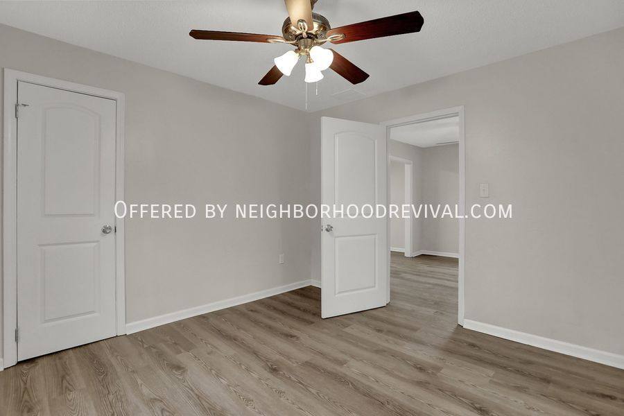 House for rent at 1685 S Goodlett St, Memphis, TN 38111