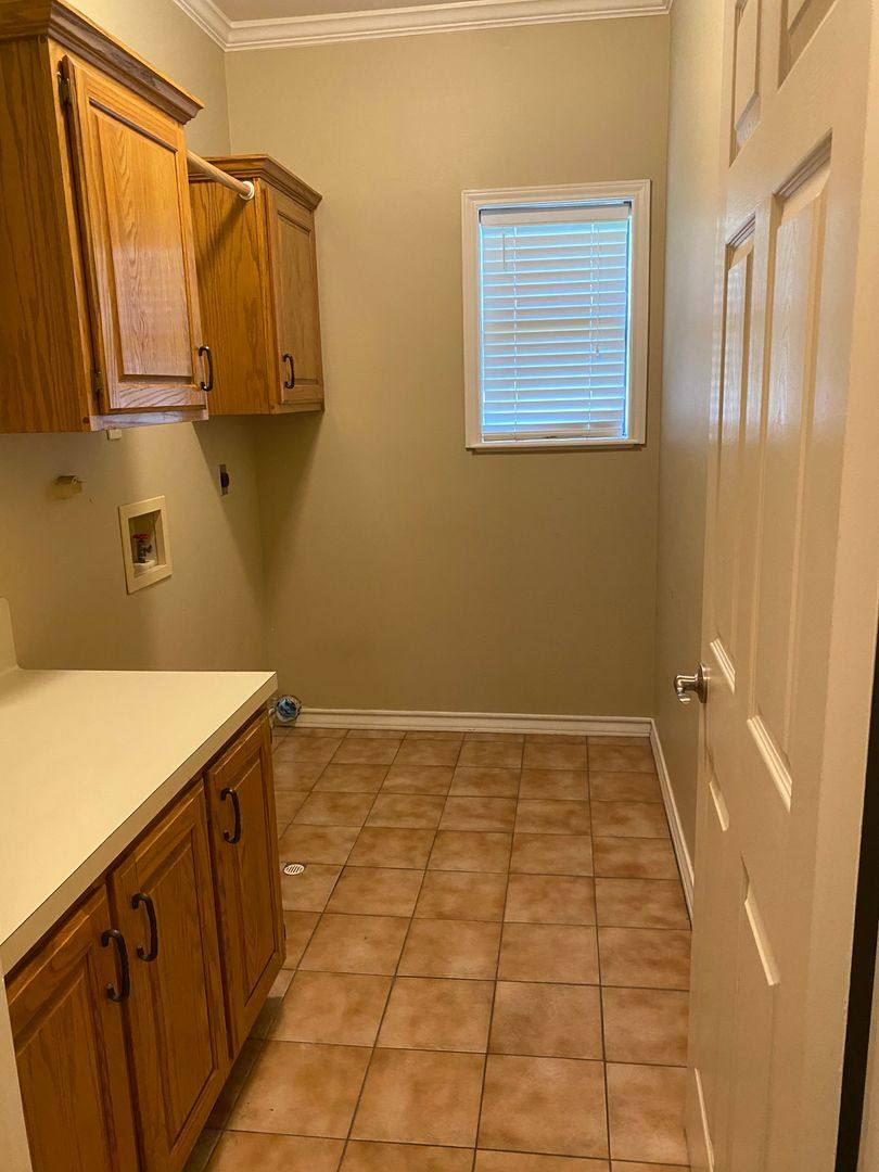 House for rent at 7029 Chiswick Dr, Corpus Christi, TX 78413
