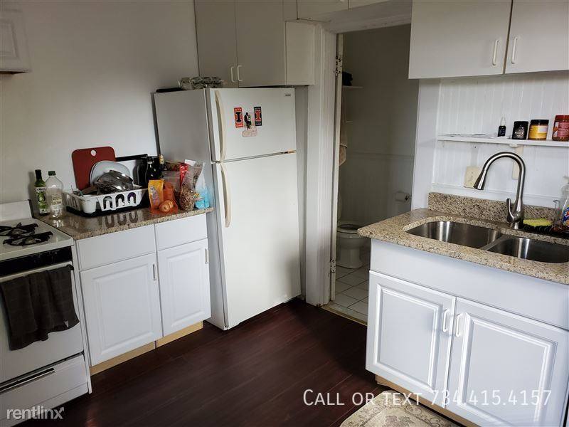 Apartment for rent at 537 S 4th Ave #2, Ann Arbor, MI 48104