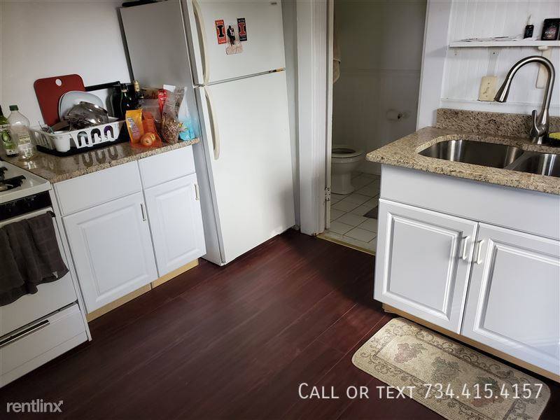 Apartment for rent at 537 S 4th Ave #2, Ann Arbor, MI 48104