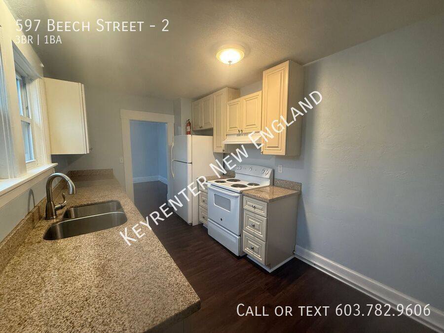 Apartment for rent at 597 Beech St #2, Manchester, NH 03104