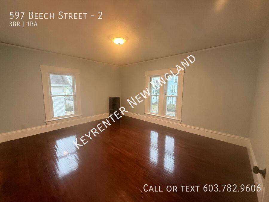 Apartment for rent at 597 Beech St #2, Manchester, NH 03104