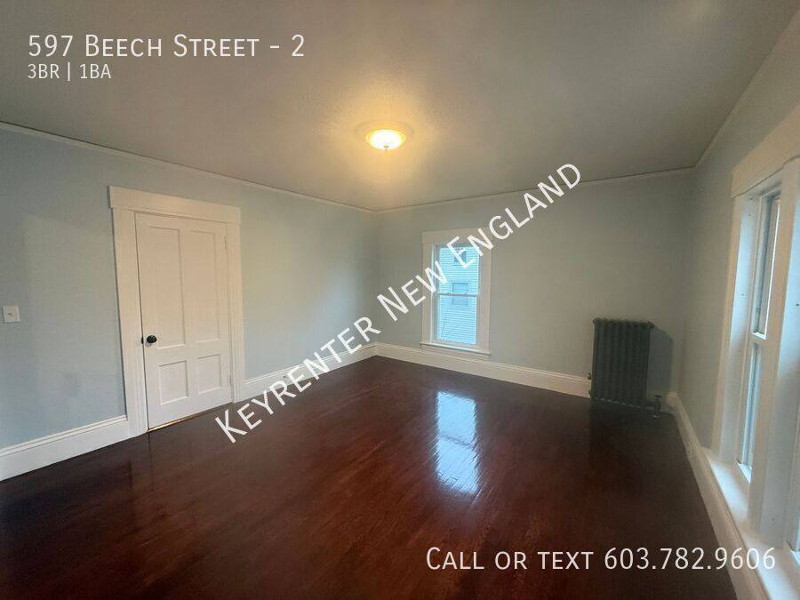 Apartment for rent at 597 Beech St #2, Manchester, NH 03104