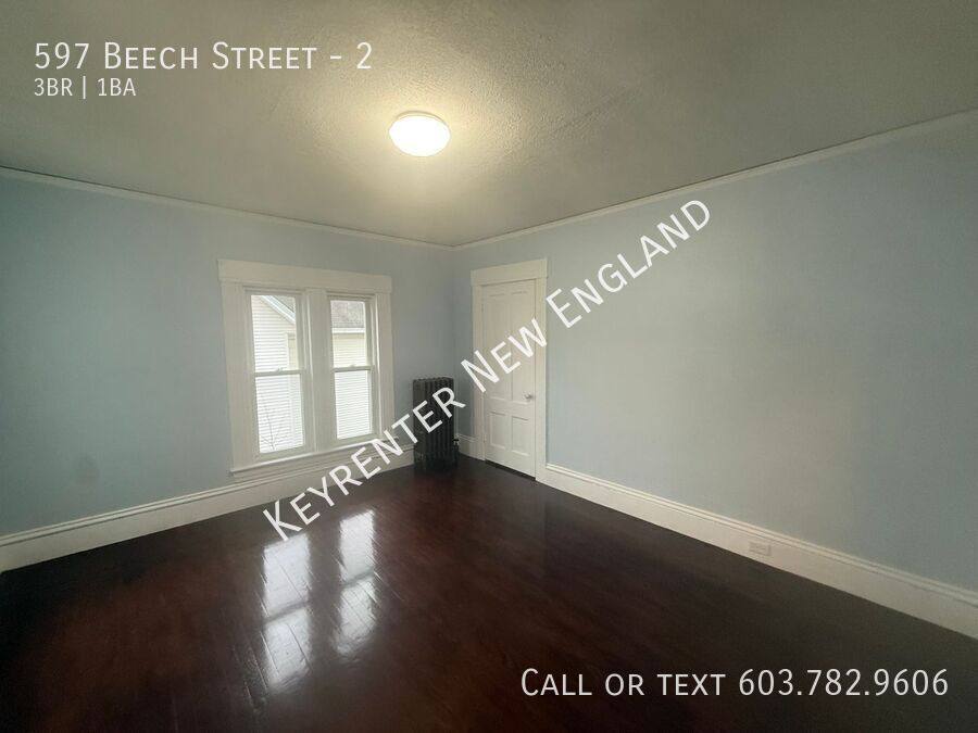 Apartment for rent at 597 Beech St #2, Manchester, NH 03104