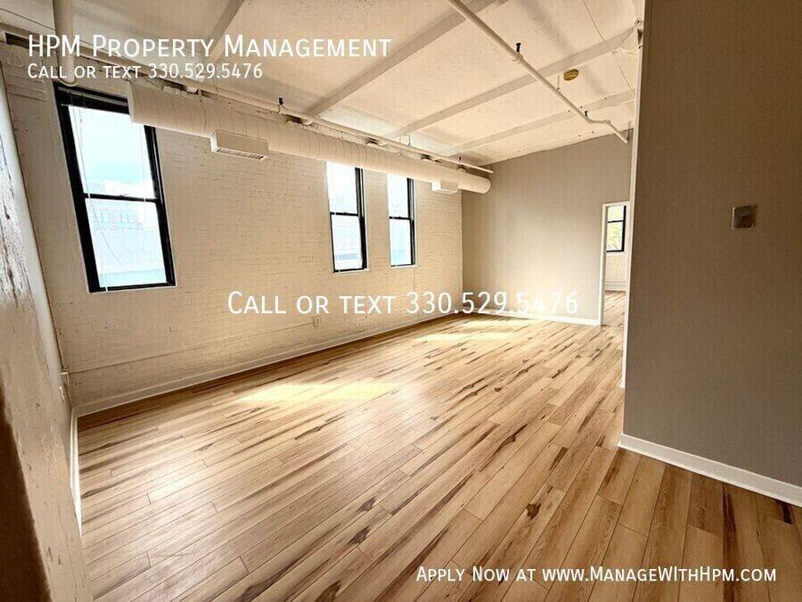 Apartment for rent at 1133 W 9th St #303, Cleveland, OH 44113