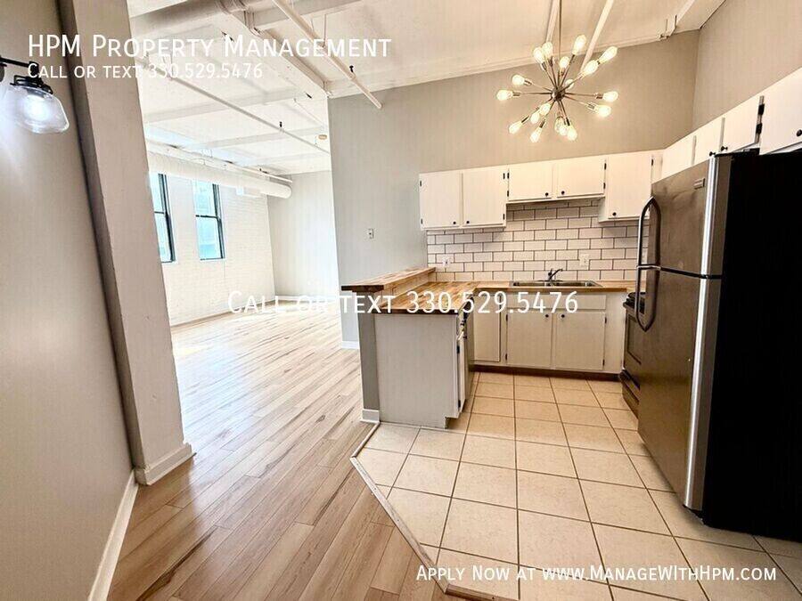 Apartment for rent at 1133 W 9th St #303, Cleveland, OH 44113