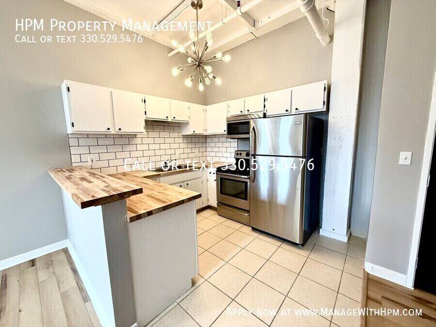 Apartment for rent at 1133 W 9th St #303, Cleveland, OH 44113