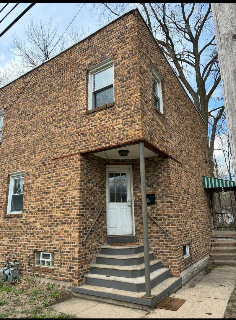 Apartment for rent at 2410 W 45th Ave, Gary, IN 46408